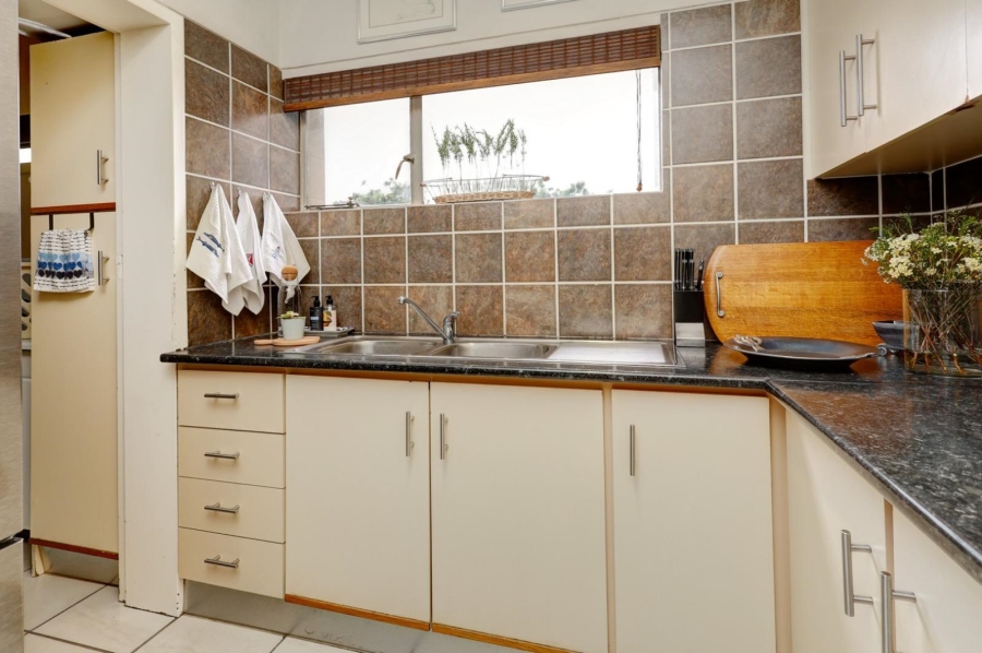 2 Bedroom Property for Sale in Oostersee Western Cape